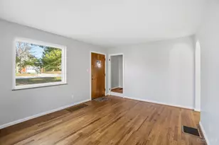 4413 Hunt Rd, Blue Ash, OH 45242 - Photo 6