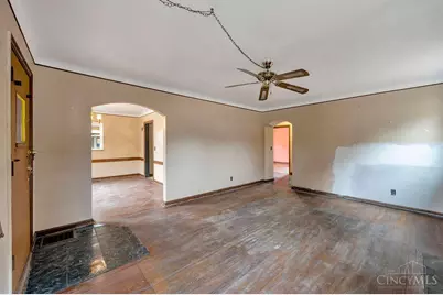 1127 W North Bend Road, Cincinnati, OH 45224 - Photo 6