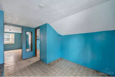 1127 W North Bend Road, Cincinnati, OH 45224 - Photo 24