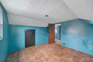 1127 W North Bend Rd, Cincinnati, OH 45224 - Photo 28