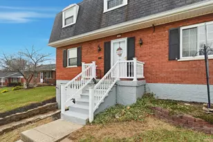 625 Conina Dr, Delhi Township, OH 45233 - Photo 2