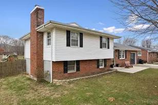 1885 Campbell Dr, Aberdeen, OH 45101 - Photo 2