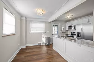 6097 W Fordham Pl, Silverton, OH 45213 - Photo 4