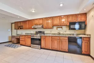 1325 Carlin Ct, Fairfield, OH 45014 - Photo 16