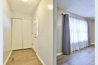 6412 Rosecrest Drive, Butler Twp, OH 45414 - Photo 4