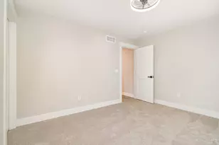 5328 Lester Rd, Cincinnati, OH 45213 - Photo 18