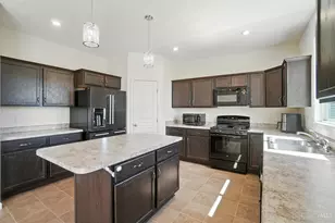 7120 Quellin Blvd, Hamilton Township, OH 45039 - Photo 10