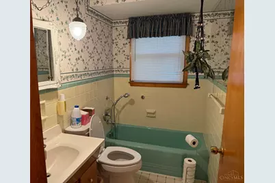 422 Clara Drive, Trenton, OH 45067 - Photo 10