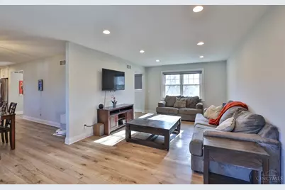 5300 Kenridge Drive, Blue Ash, OH 45242 - Photo 8