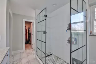 5300 Kenridge Dr, Blue Ash, OH 45242 - Photo 18