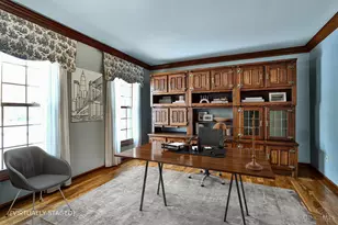 6364 Hickorybark Dr, Miami Township, OH 45140 - Photo 10