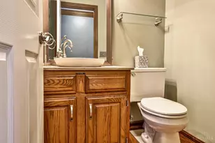 6364 Hickorybark Dr, Miami Township, OH 45140 - Photo 26