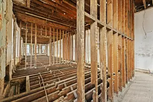 1900 Colerain Ave, Cincinnati, OH 45214 - Photo 10