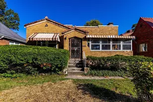 1522 Kenova Ave, Cincinnati, OH 45237 - Photo 1