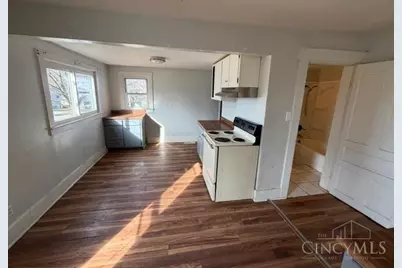 501 E Johns Street, Blanchester, OH 45107 - Photo 4