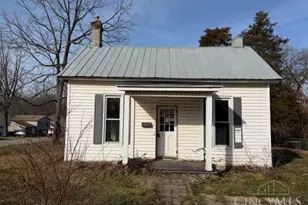 501 E Johns St, Blanchester, OH 45107 - Photo 1