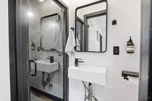 125 Green St, Cincinnati, OH 45202 - Photo 18