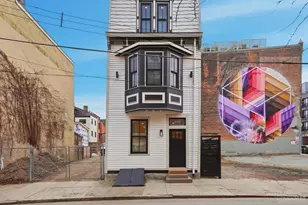 125 Green St, Cincinnati, OH 45202 - Photo 1