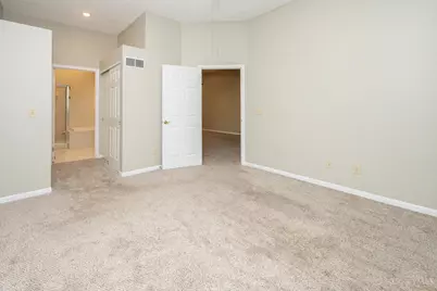 5905 Castlewood Crossing, Miami Township, OH 45150 - Photo 24