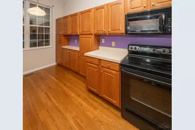 5905 Castlewood Crossing, Miami Township, OH 45150 - Photo 10