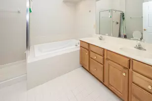 5905 Castlewood Crossing, Miami Township, OH 45150 - Photo 30