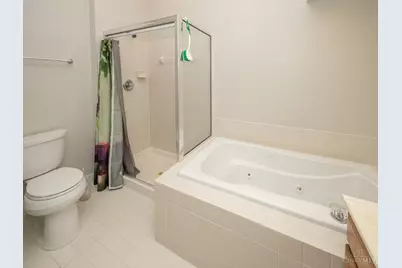 5905 Castlewood Crossing, Miami Township, OH 45150 - Photo 32