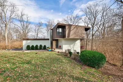 8288 Bridle Road, Anderson Township, OH 45244 - Photo 2