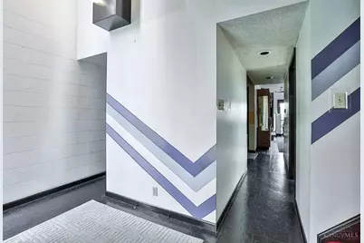 8288 Bridle Road, Anderson Township, OH 45244 - Photo 4