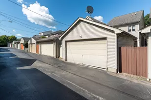 928 Mound St, Cincinnati, OH 45203 - Photo 38