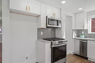 3830 S Broadlawn Cir, Silverton, OH 45236 - Photo 16