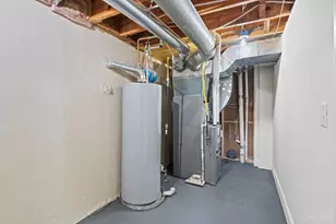 3830 S Broadlawn Cir, Silverton, OH 45236 - Photo 74