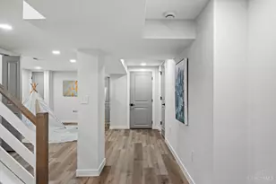 3830 S Broadlawn Cir, Silverton, OH 45236 - Photo 64