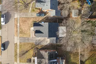 3830 S Broadlawn Cir, Silverton, OH 45236 - Photo 84