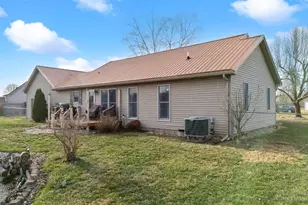 136 Glenavy Dr, Lynchburg, OH 45142 - Photo 24
