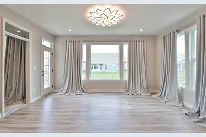 8194 Westfall Lane, West Chester, OH 45069 - Photo 22