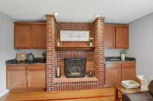 1129 Avalon Dr, Hamilton Township, OH 45039 - Photo 14