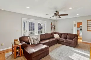 1129 Avalon Dr, Hamilton Township, OH 45039 - Photo 12