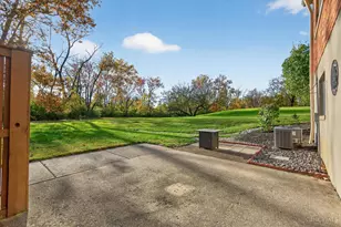 33 Creekwood Square, Glendale, OH 45246 - Photo 48