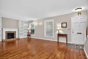 33 Creekwood Square, Glendale, OH 45246 - Photo 6