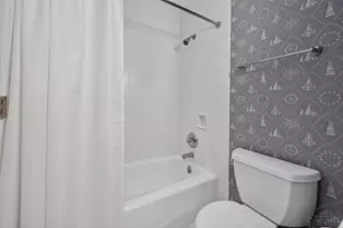 33 Creekwood Square, Glendale, OH 45246 - Photo 38