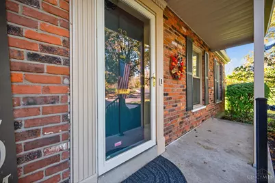 33 Creekwood Square, Glendale, OH 45246 - Photo 4
