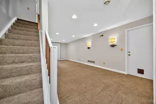33 Creekwood Square, Glendale, OH 45246 - Photo 38