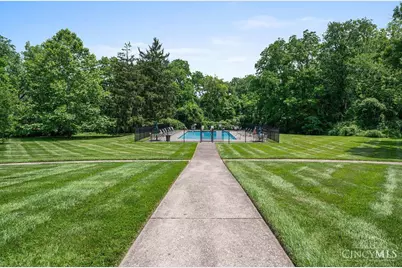 33 Creekwood Square, Glendale, OH 45246 - Photo 56