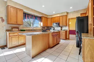 5195 Spendthrift Way, Mason, OH 45040 - Photo 4