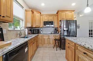 6535 Tree View Dr, Liberty Township, OH 45044 - Photo 14