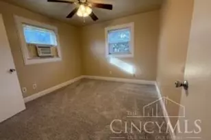 1161 Groesbeck Rd, Cincinnati, OH 45224 - Photo 10