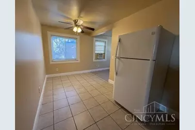 1161 Groesbeck Road, Cincinnati, OH 45224 - Photo 8