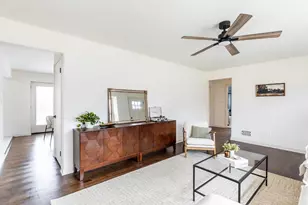 5858 Giffindale Dr, Green Township, OH 45239 - Photo 4