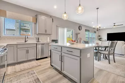 5817 Montrose Court, Hamilton Township, OH 45152 - Photo 10