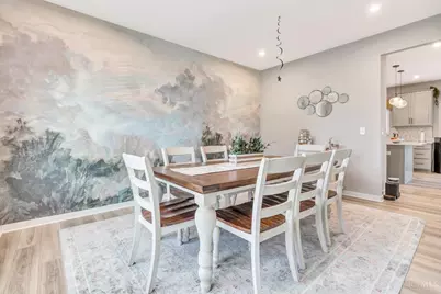 5817 Montrose Court, Hamilton Township, OH 45152 - Photo 4